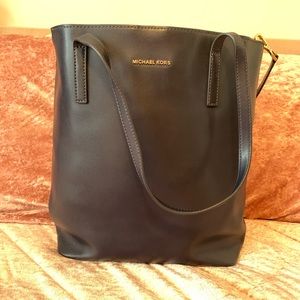 Michael Kors tote